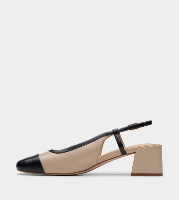 Clarks  Sandals - Beige Pumps