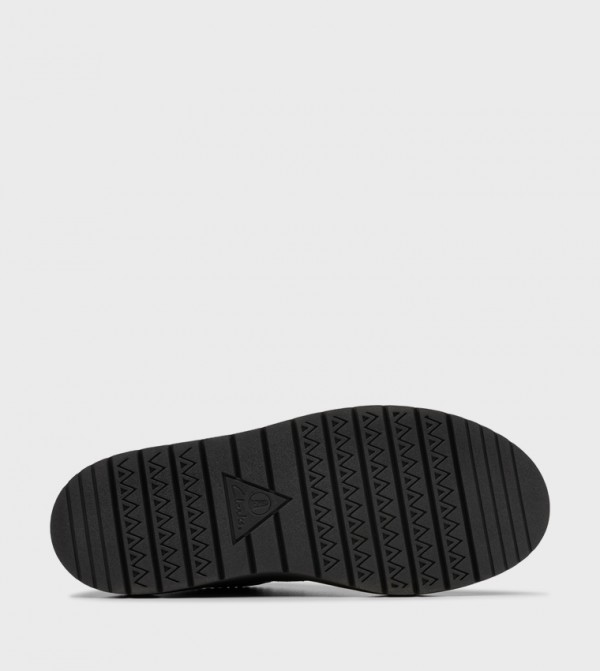 Clarks  Sneakers - Black Low Top