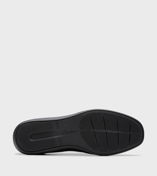 Clarks  Shoes - Black Casual Slip-ons