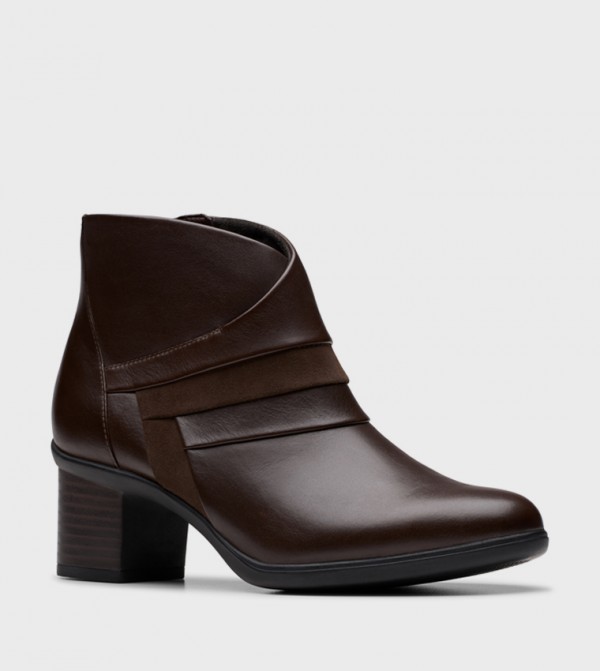 Clarks  Boots - Brown Ankle length Boots