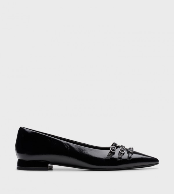 Clarks  Shoes - Black undefined