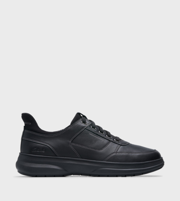 Clarks  Sneakers - Black Low Top