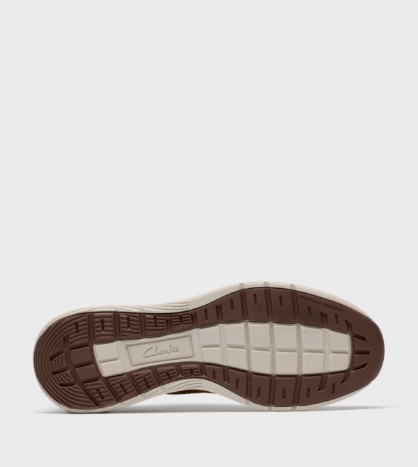 Clarks Clarks - Tan Low Top