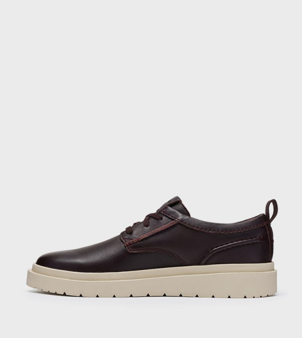 Clarks  Shoes - Brown Low Top