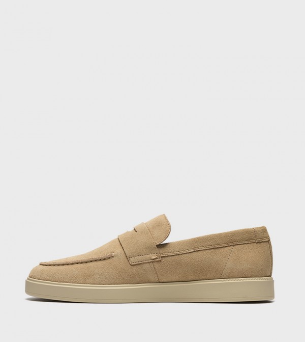 Clarks  Shoes - Beige undefined