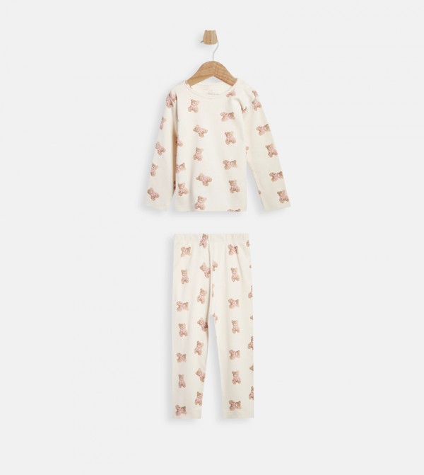 بيبيز آند مورCoach بيبيز آند مور - كريمي مجموعات بلايز وبيجامة