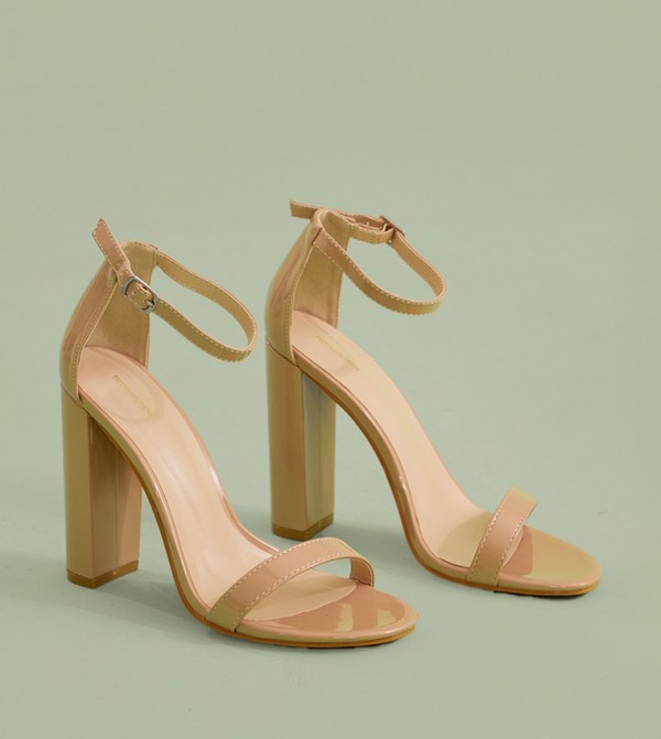 PrettyLittleThing PrettyLittleThing - Nude Heels