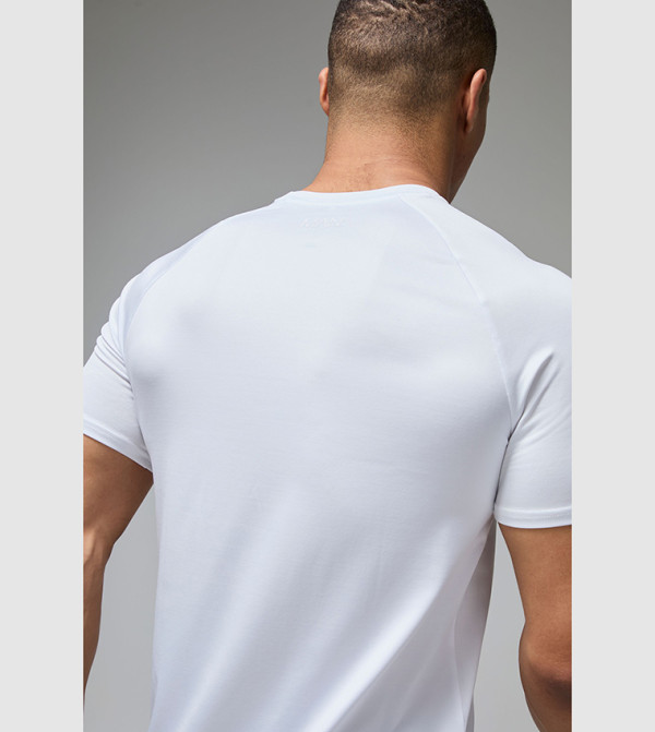 boohooMAN  Sportswear - White T-Shirts & Vests