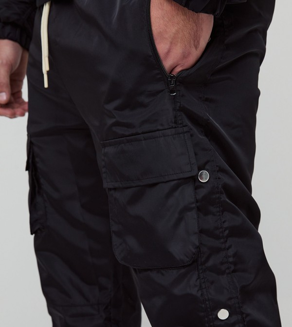 boohooMAN  Cargos - Black Cargos