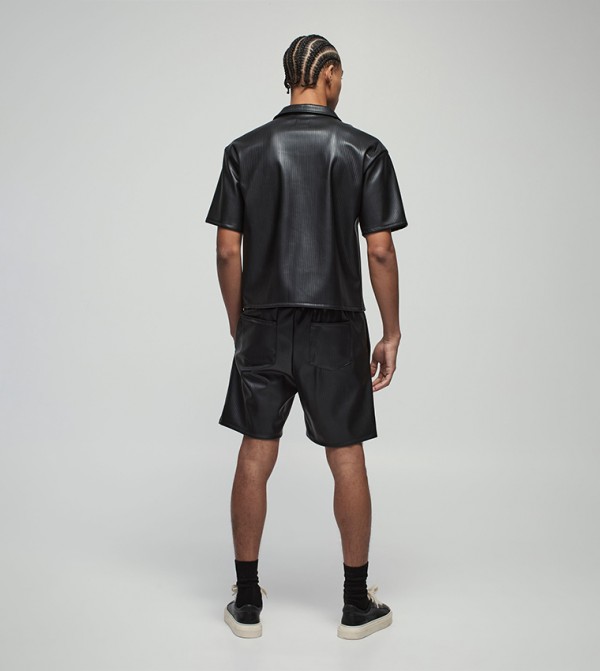 boohooMAN  Shorts - Black Casual Shorts