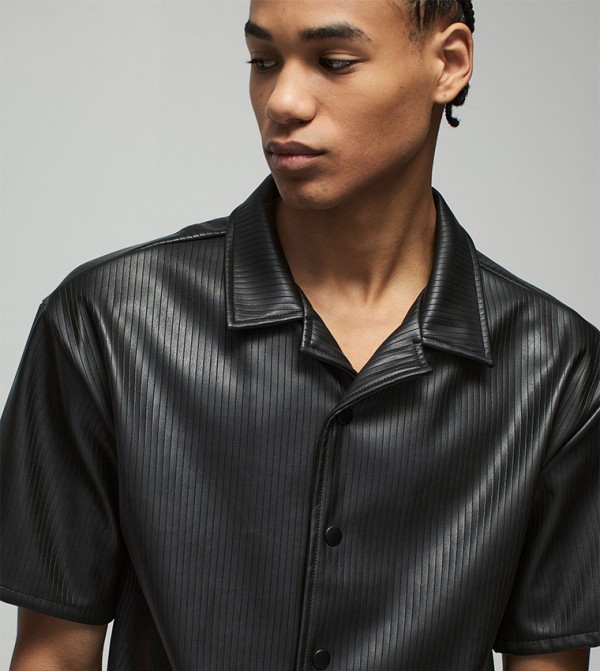 بوهو مان  قمصان - أسود Short Sleeves