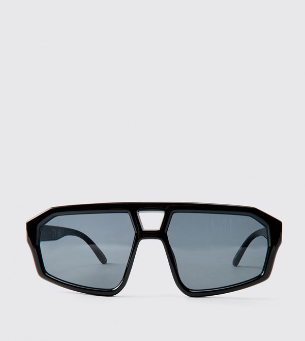 boohooMAN  Sunglasses - Black undefined