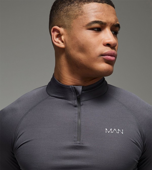 boohooMAN  Sportswear - Grey T-Shirts & Vests