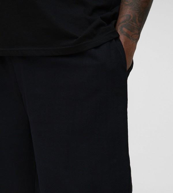 boohooMAN  Shorts - Black Casual Shorts