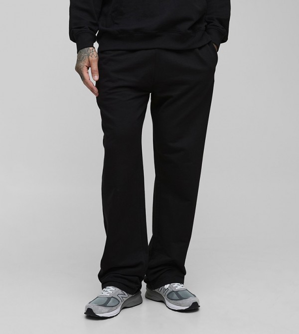 boohooMAN  Pants & Chinos - Black Joggers