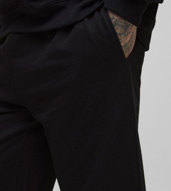 boohooMAN  Pants & Chinos - Black Joggers