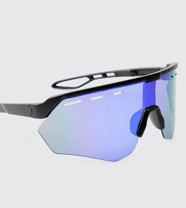 boohooMAN  Sunglasses - Black undefined