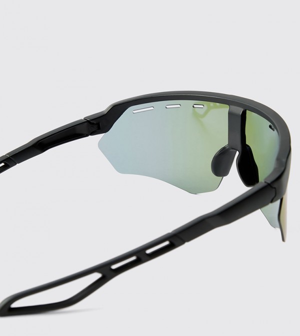 boohooMAN  Sunglasses - Black undefined