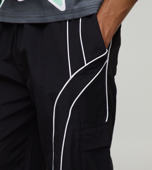 boohooMAN  Pants & Chinos - Black Cargos