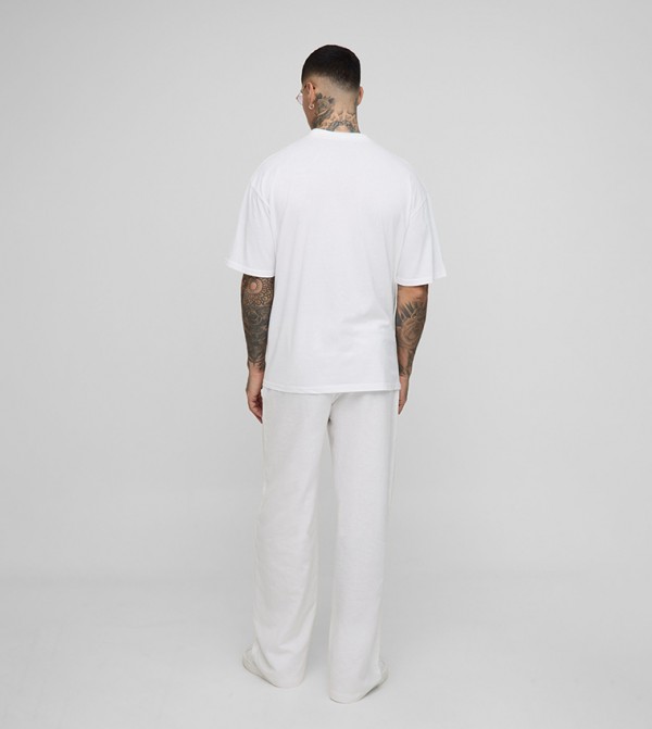 boohooMAN  - White Round Neck T-Shirts