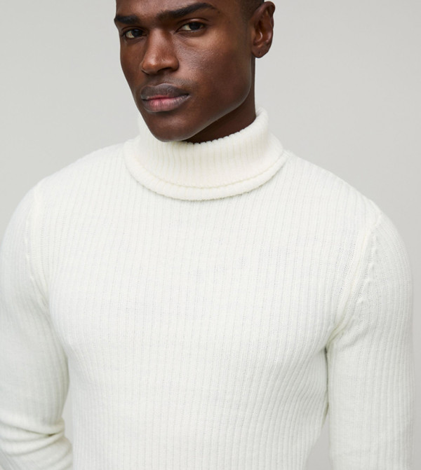 بوهو مان  سترات بياقة السلحفاة  - أبيض  Turtle neck Sweaters