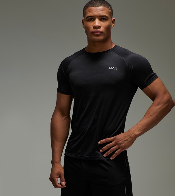 بوهو مان  - أسود T-Shirts & Vests