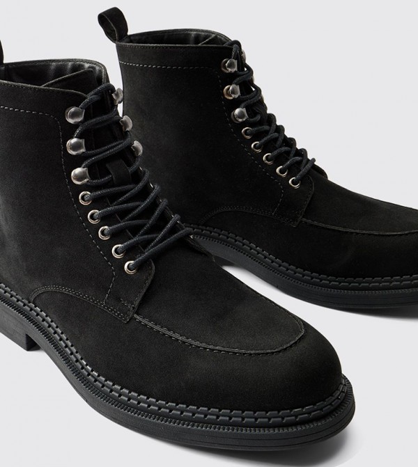 boohooMAN Shoes - Black Lace up Boots