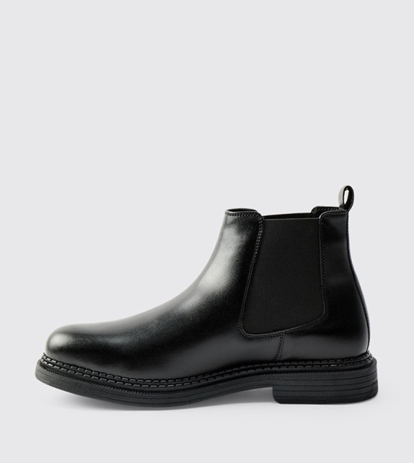 boohooMAN  Boots - Black Chelsea Boots