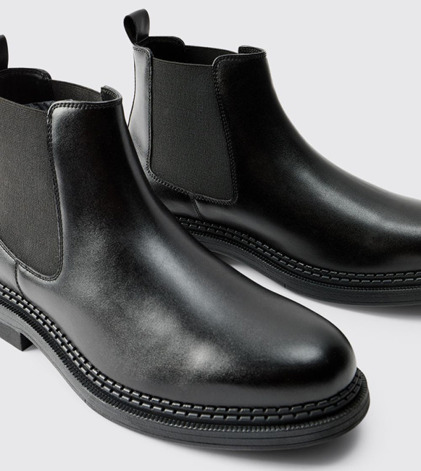 boohooMAN  Boots - Black Chelsea Boots