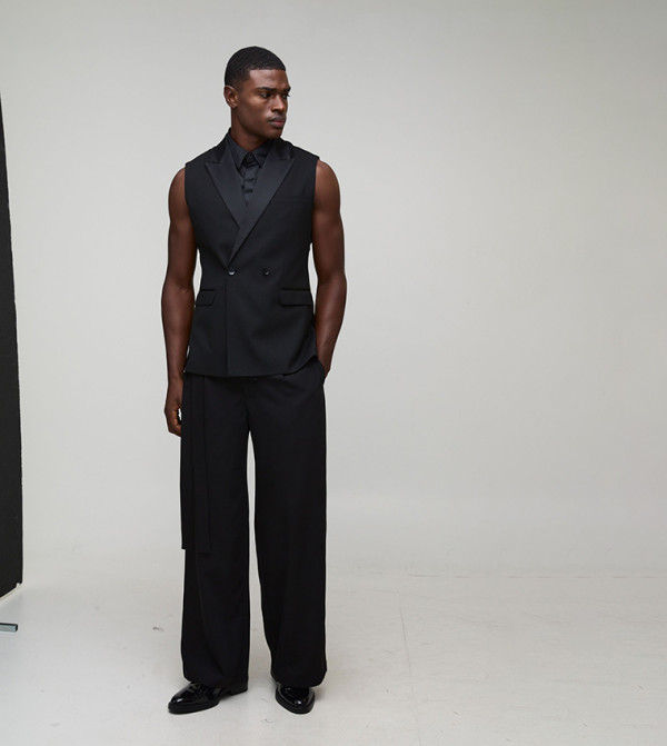 boohooMAN  Waistcoats - Black Waistcoats