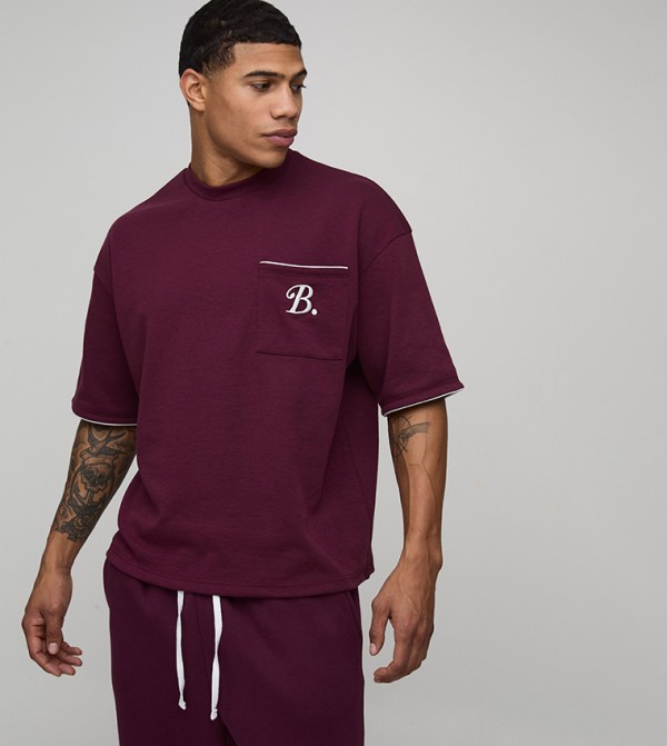 بوهو مان - بورغندي Round Neck T-Shirts