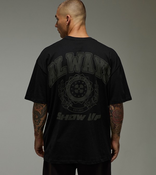 بوهو مان - أسود Round Neck T-Shirts