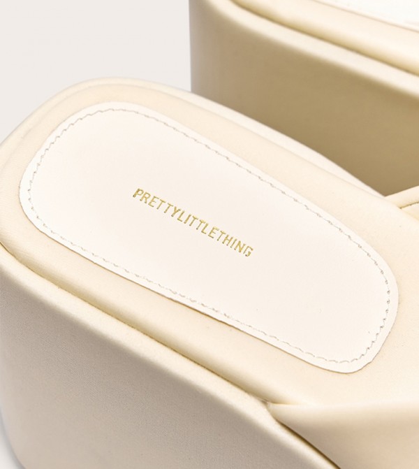 PrettyLittleThing - Light Yellow Platforms