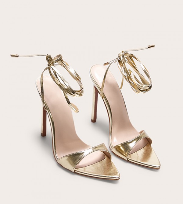 PrettyLittleThing PrettyLittleThing - Gold Heels