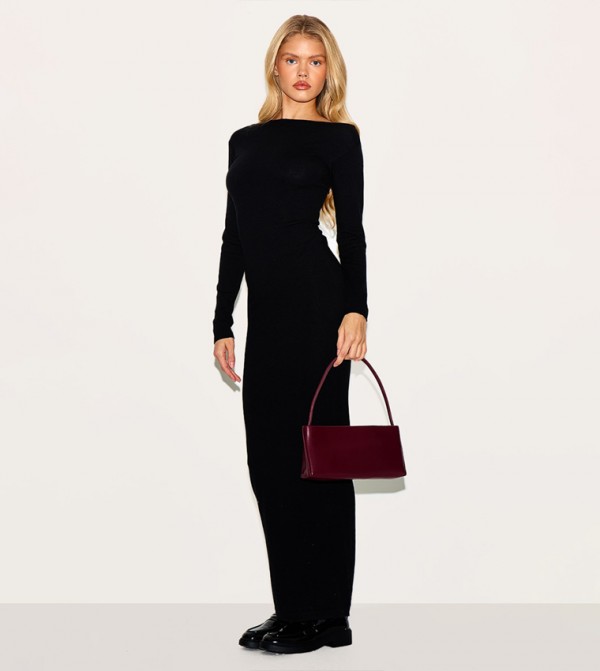 PrettyLittleThing PrettyLittleThing - Black Casual Dresses
