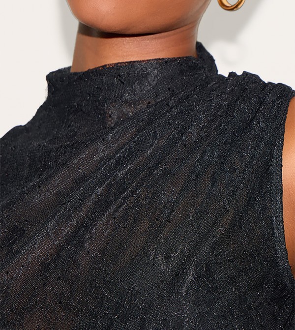 PrettyLittleThing PrettyLittleThing - Black Cropped Tops