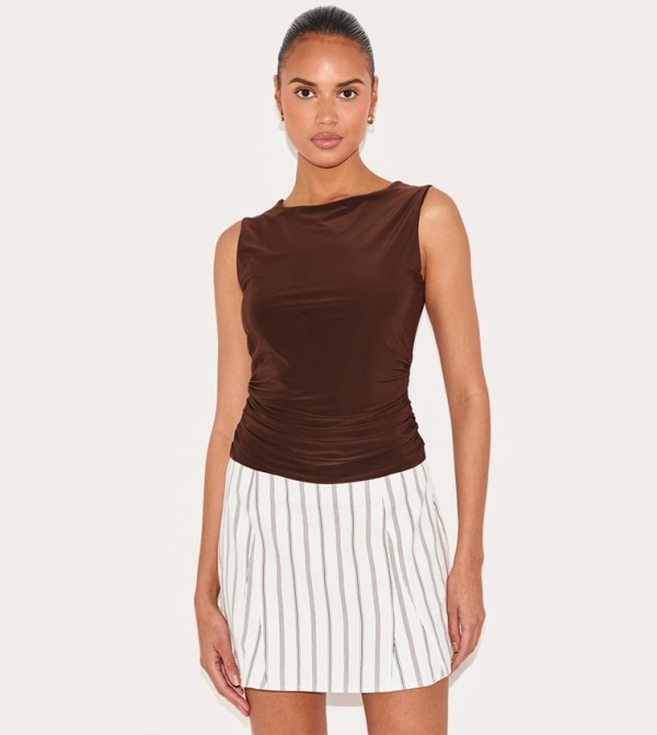 PrettyLittleThing PrettyLittleThing - Cream Mini Skirts
