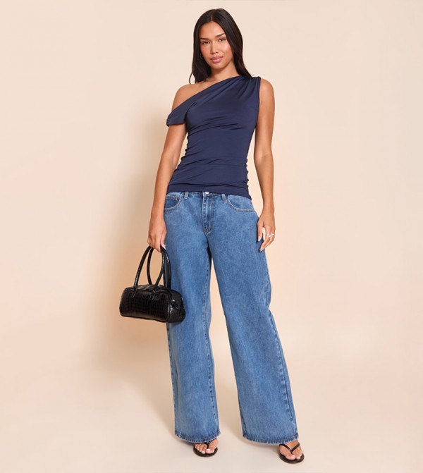 PrettyLittleThing PrettyLittleThing - Navy Sleeveless Tops