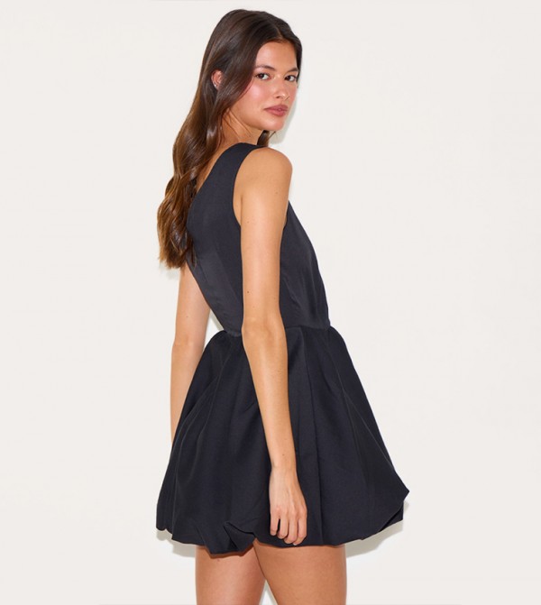 PrettyLittleThing PrettyLittleThing - Black Casual Dresses