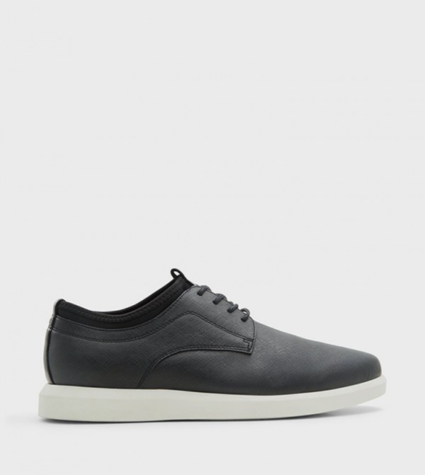 Men's sneakers online