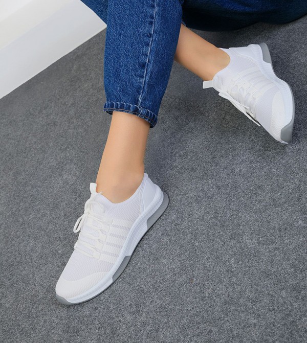 SOHO  - White Low Top