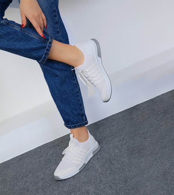 SOHO  - White Low Top