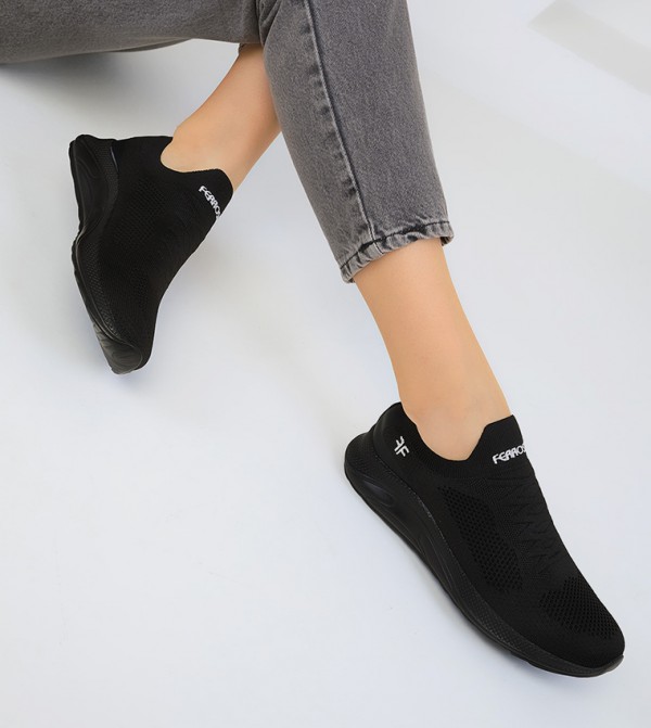 SOHO  - Black Casual Slip-ons