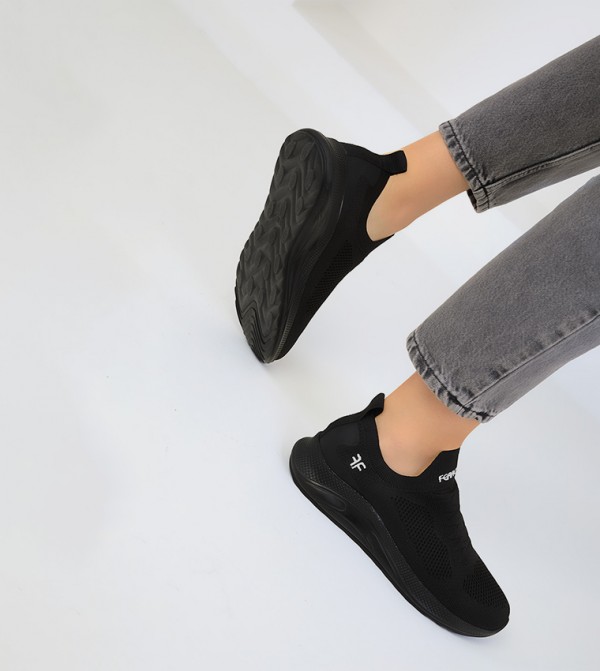 SOHO  - Black Casual Slip-ons