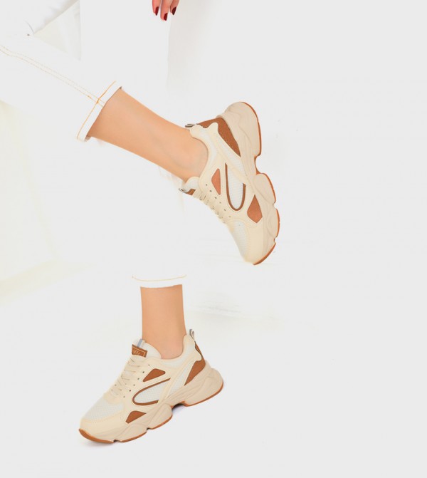 SOHO  - Beige Low Top