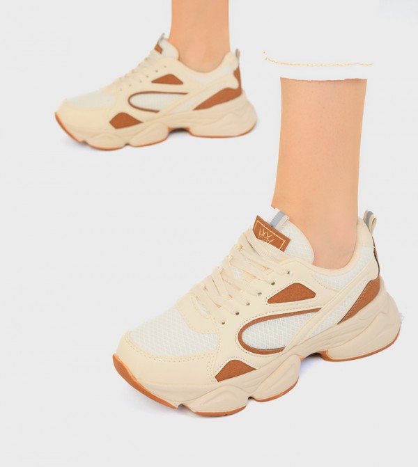 SOHO  - Beige Low Top