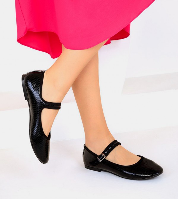 SOHO  - Black Mary Janes