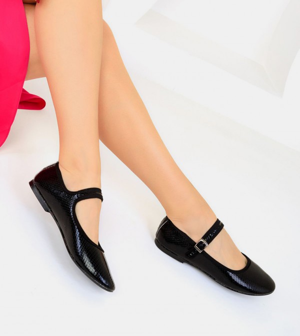 SOHO  - Black Mary Janes
