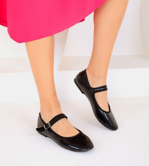 SOHO  - Black Mary Janes