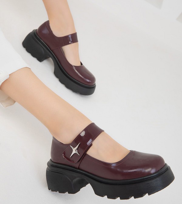 سوهو - أوتليت  - بورغندي Mary Janes